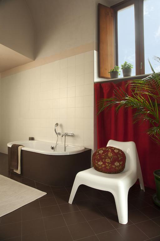 Corte Dall'Era Bed & Breakfast Brescia Oda fotoğraf